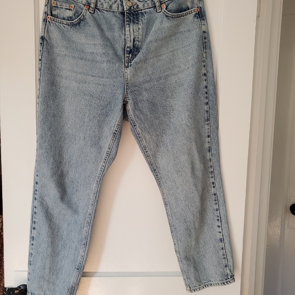 TopShop Mom Jeans - petite - Picture 6 of 7